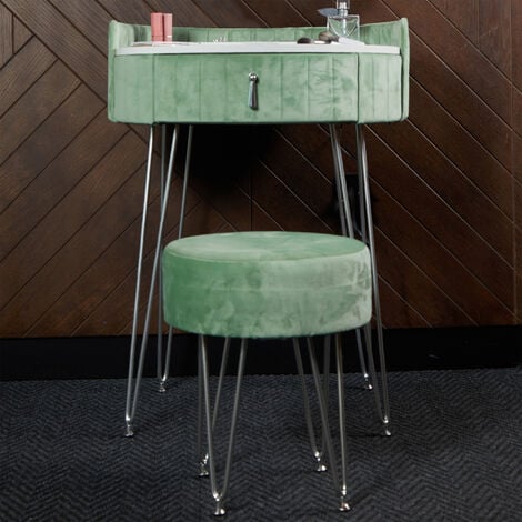 Green velvet discount dressing table chair