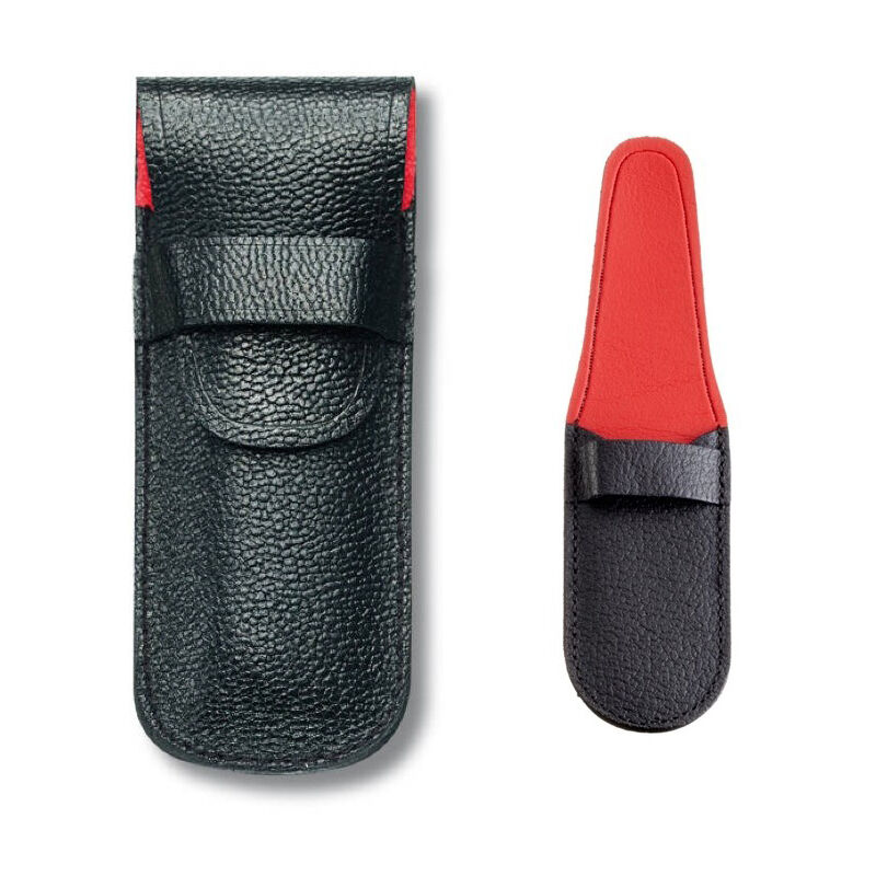 

Funda de piel color negro con solapa forrada en rojo, para navajas tipo oficial 1-2 capas Victorinox 4.0636