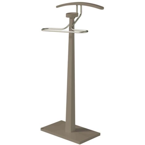 Galan 368 lacado en moka y herraje cromo. 112 cm(alto), 46 cm (ancho), 34 cm(fondo).