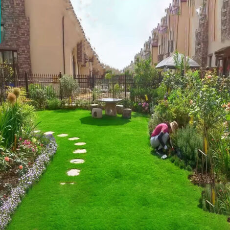 Gazon Ultra Dense – Effet Tapis Vert Immédiat
