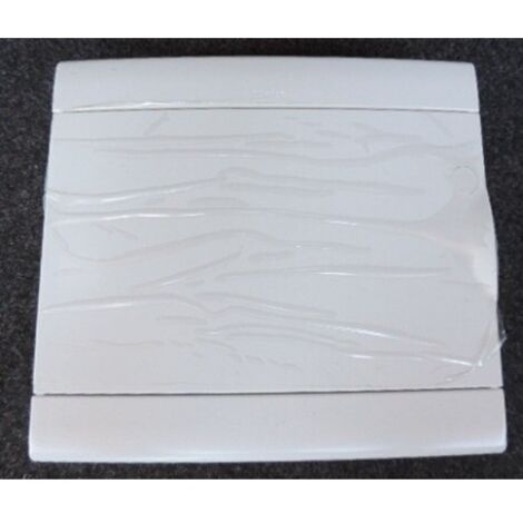 Gewiss – Porte de coffret électrique pleine pour blocs et tableaux – Largeur 400mm – Indice de protection IP40 – Fixation murale – Modèle GW40541