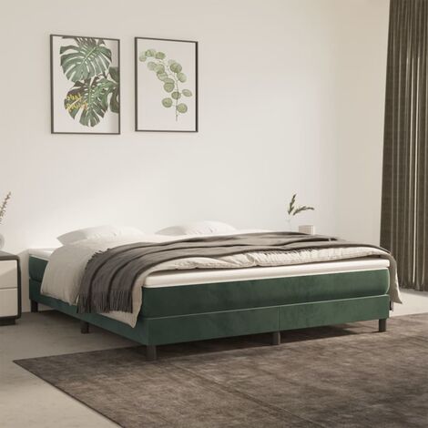 Letto matrimoniale verde