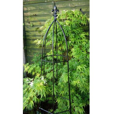 Gothic 5Ft Obelisk Bare Metal/Ready to Rust - Garden Plant Border Support - Solid Steel - L38.1 x W38.1 x H152.4 cm