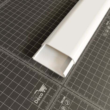Mon Marché Déco – Goulotte TV cache-câble adhésive arrondie PVC 1,20 m – Fixation forte double-face – Dimensions 60x14,5 mm – Blanc
