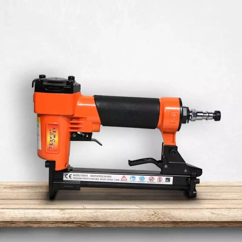 Graffettatrice ad aria compressa