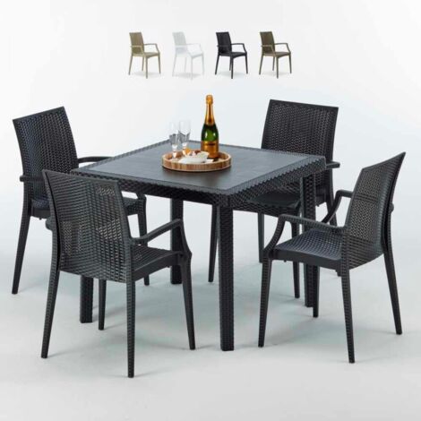 Grand Soleil – Ensemble table carrée noire 90x90 cm avec 4 chaises empilables en poly rotin – Résistant aux intempéries – Design Made in Italy