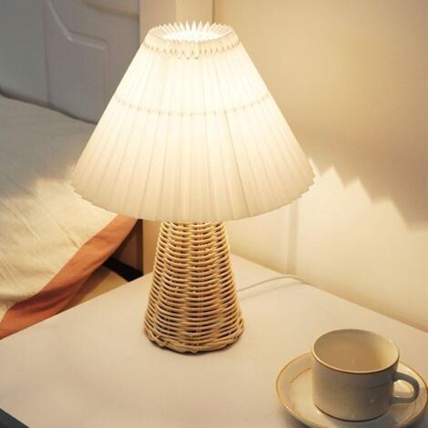 Graziosa lampada da tavolo, lampada da comodino in rattan, lampada da comodino moderna, ideale per decorare la camera da letto, la casa e l'ufficio.