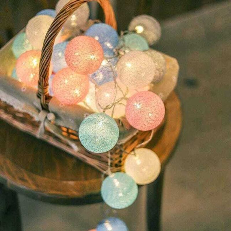 Guirlande lumineuse à boules de coton (piles non incluses) - 3 mètres, 20 perles LED, convient pour une utilisation dans une chambre.