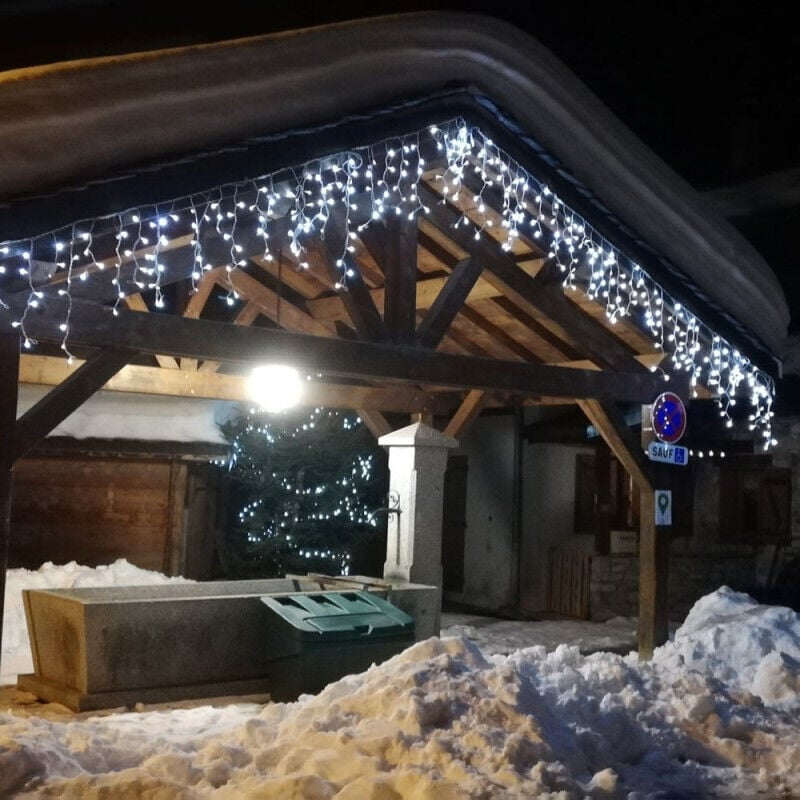 Guirlande Pro Stalactite 30m Blanc Froid Fixe 1080 Led 230v