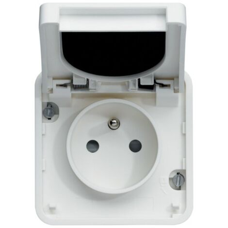 Hager   WNA100B   cubyko PC 2P plus T assoc. blanc IP55