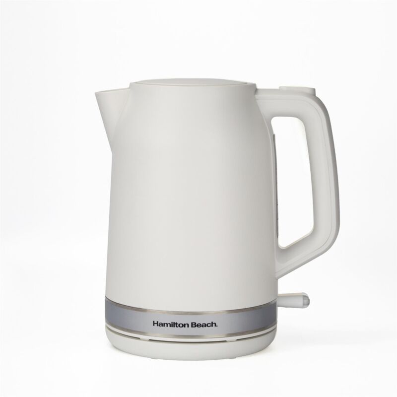 Electric Kettle Ella 1.7L Matte white - Hamilton Beach