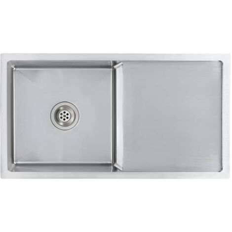 Handmade Kitchen Sink with Strainer Stainless Steel