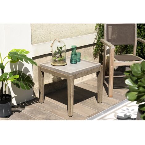 HECTOR - Table d'appoint de jardin béton 53x53 cm et pieds bois Acacia