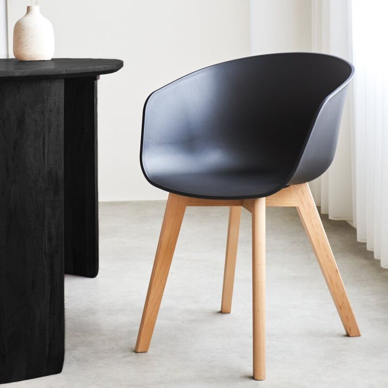 Dimehouse Skandinavischer Esszimmerstuhl Herning Schwarz – Kunststoffschale