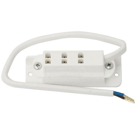 HERRAJES ALK regleta 3 vias faston mini-amp , DISTR3Vías: 3Acabado: negroRegletas para faston mini AMPPunta peladaCable de 25cm
