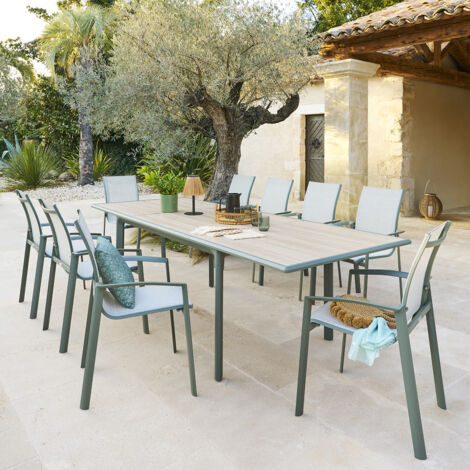 Hesperide – Table de jardin 10 places en aluminium avec rallonge papillon – Plateau lattes effet bois – Pieds ajustables pour stabilité