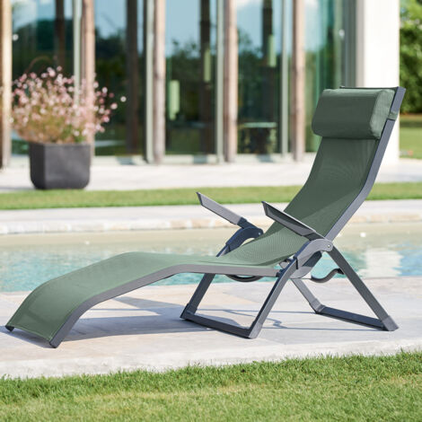 Hesperide – Transat Decima pliant vert olive et graphite – Structure aluminium traité époxy – Toile en texaline – Appui-tête amovible et accoudoirs
