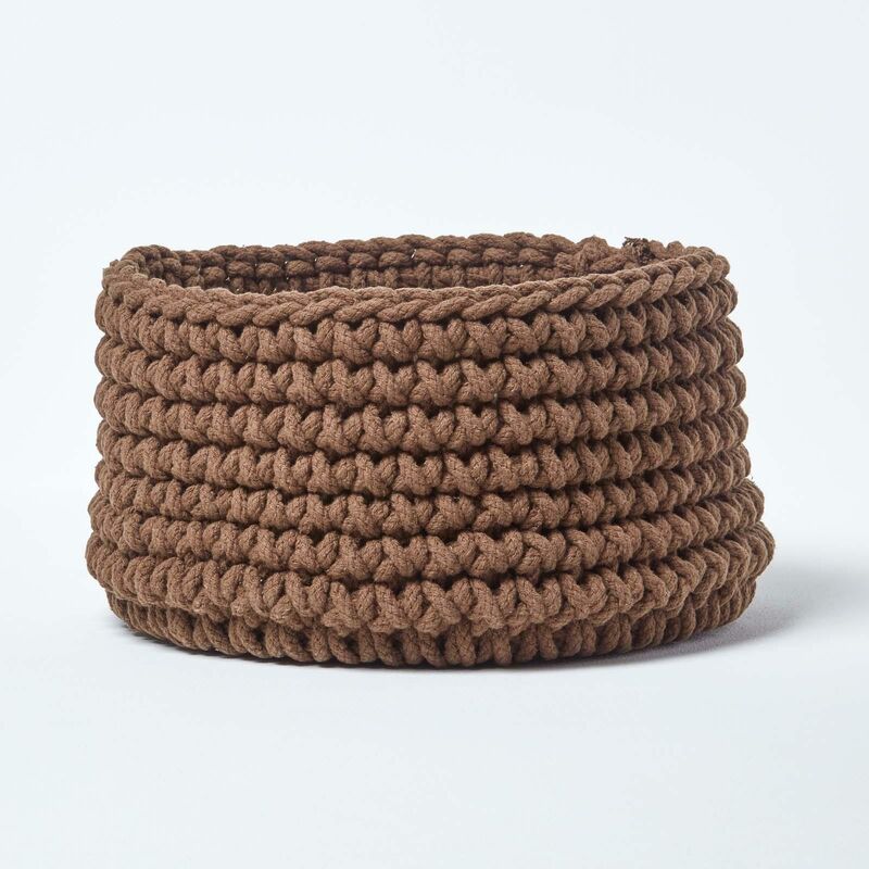 Homescapes - Chocolate Cotton Knitted Round Storage Basket, 37 x 21cm - Chocolate