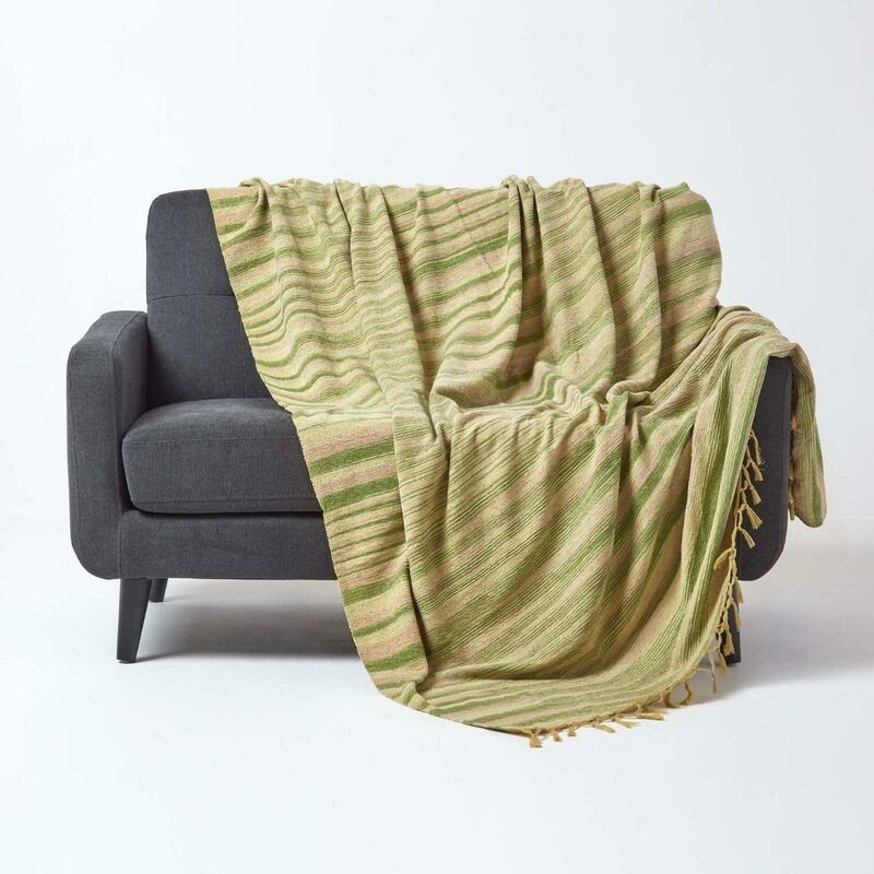 Homescapes - Jeté de lit ou de canapé en tissu chenille Vert, 220 x 240 cm