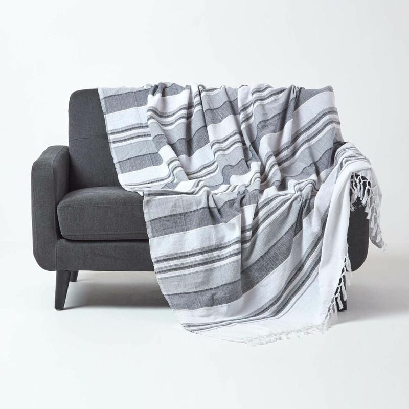 homescapes - jeté de lit ou de canapé à rayures morocco - monochrome - 255 x 360 cm - monochrome