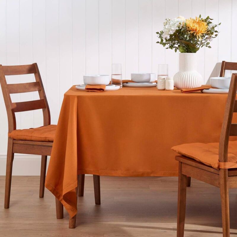 Homescapes - Nappe de table rectangulaire en coton unie Terracotta - 137 x 228 cm