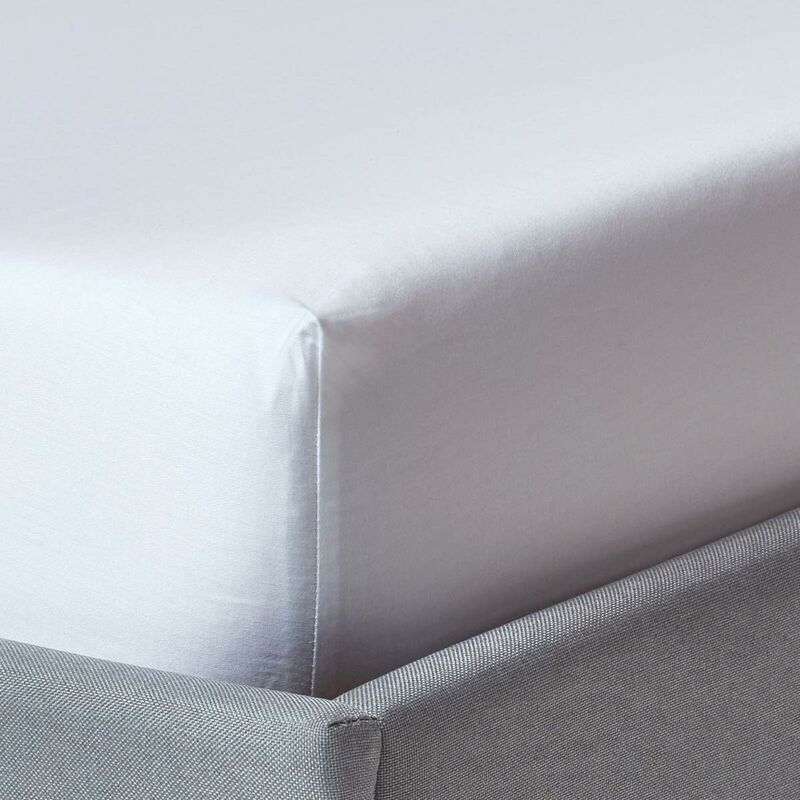 HOMESCAPES White Organic Cotton Deep Fitted Sheet 18 inch 400 Thread count, King - White - White