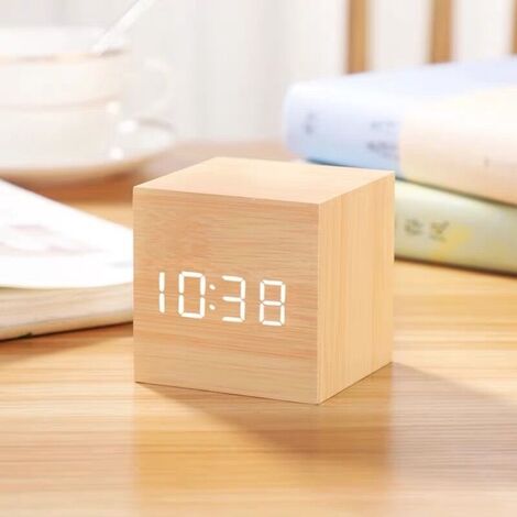 Horloge numérique carrée multifonction à LED, réveil, lueur rétro en bois, décor de Table de bureau, commande vocale, outils de fonction Snooze,WoodenWhite