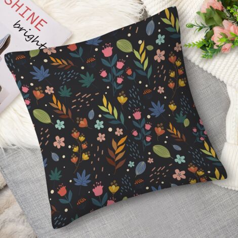 Housse de Coussin with fleurs de jardin, frais