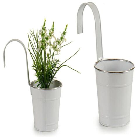 IBERGARDEN maceta colgar blanca 13,3x24x27 cm , Maceta colgar blanca 13,3 x 24 x 27 cmFabricada en chapa de alta calidadIdeal para colgar sus macetasMedidas: 13,3 x 24