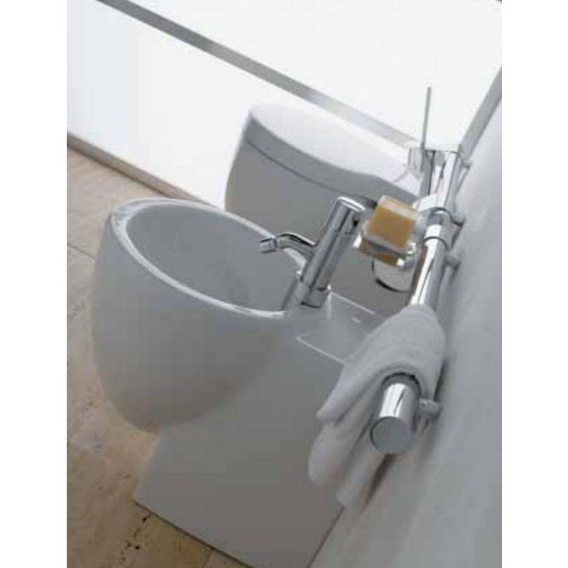 Wc E Bidet Insieme Ideal Standard.Ideal Standard Sadler Bidet Sospeso Con Rubinetto Integrato T5022 Ids5022