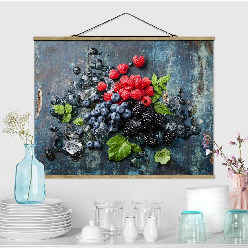 

Imagen de tela - Berry Mix With Ice Cubes Wood - Apaisado 3:4 Dimensión LxA: 75cm x 100cm