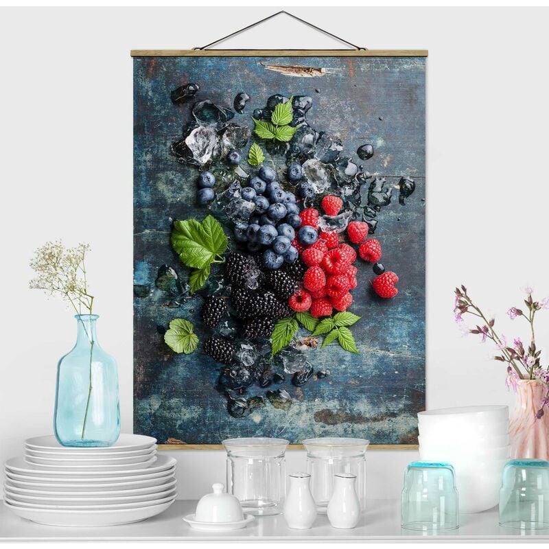 

Imagen de tela - Berry Mix With Ice Cubes Wood - Alto 4:3 Dimensión LxA: 46.5cm x 35cm