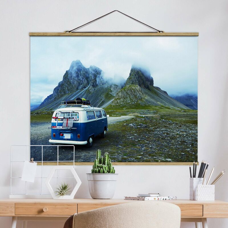 

Imagen de tela - Camper In Iceland - Apaisado 3:4 Dimensión LxA: 75cm x 100cm