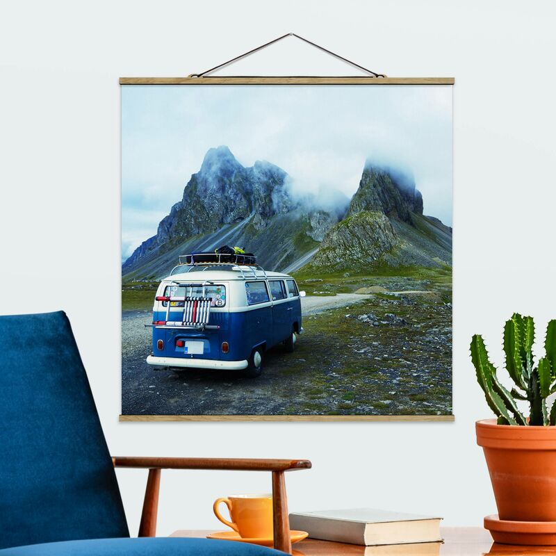 

Imagen de tela - Camper In Iceland - Cuadrado 1:1 Dimensión LxA: 50cm x 50cm