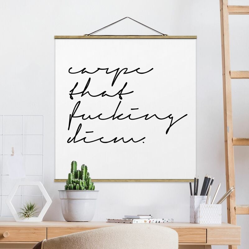 

Imagen de tela - Carpe Diem Calligraphy - Cuadrado 1:1 Dimensión LxA: 100cm x 100cm