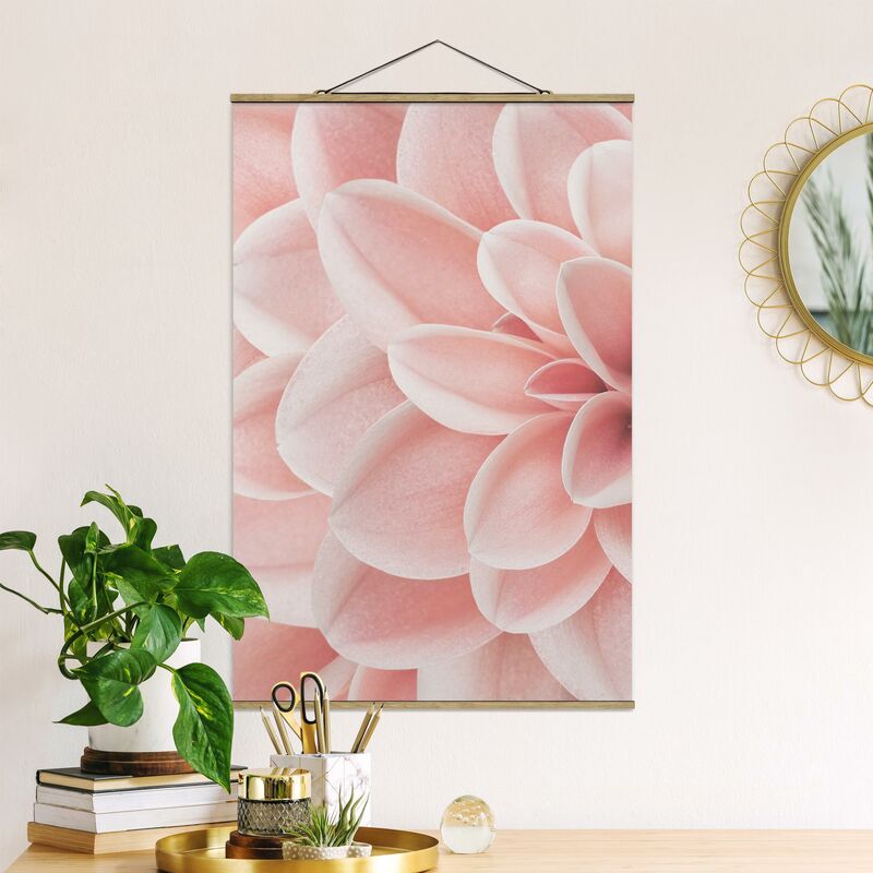 

Bilderwelten - Imagen de tela - Dahlia Pink Petals Detail - Alto 3:2 Dimensión LxA: 52.5cm x 35cm
