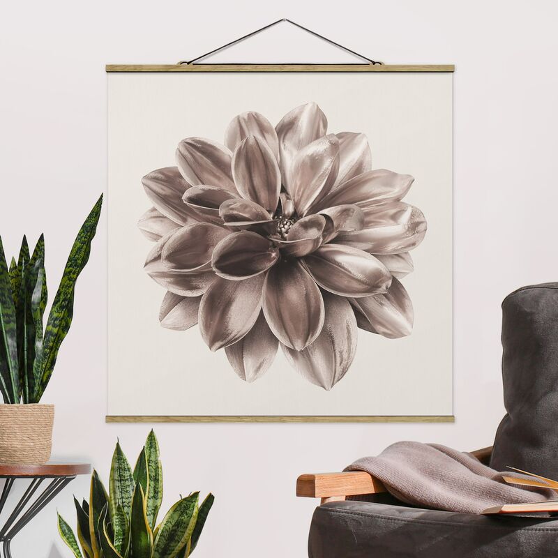 

Imagen de tela - Dahlia Bronze Metallic Beige Centered - Cuadrado 1:1 Dimensión LxA: 100cm x 100cm