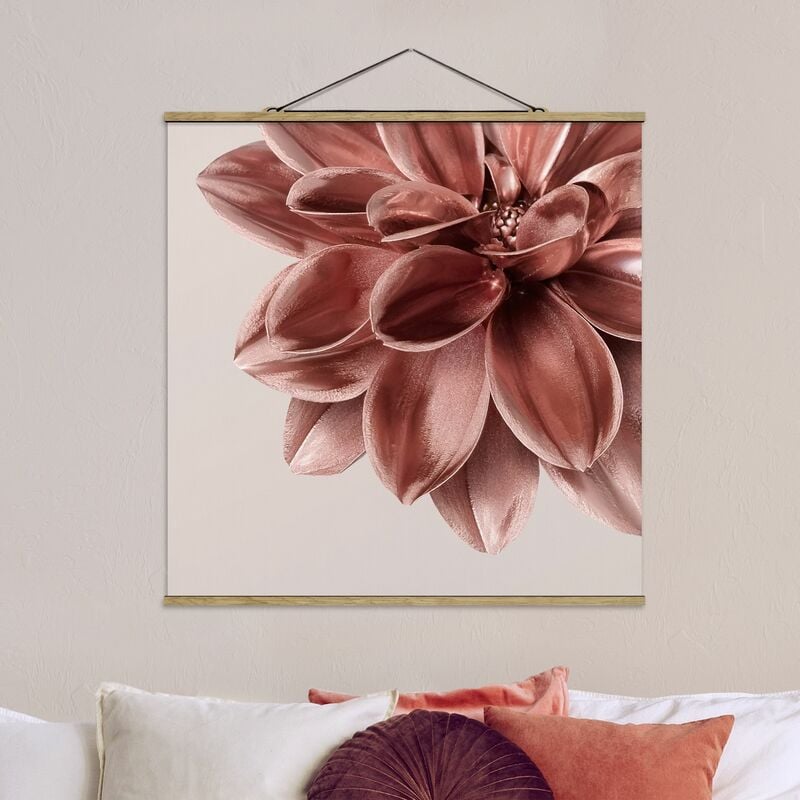 

Imagen de tela - Dahlia Flower Pink Gold Metallic Detail - Cuadrado 1:1 Dimensión LxA: 50cm x 50cm