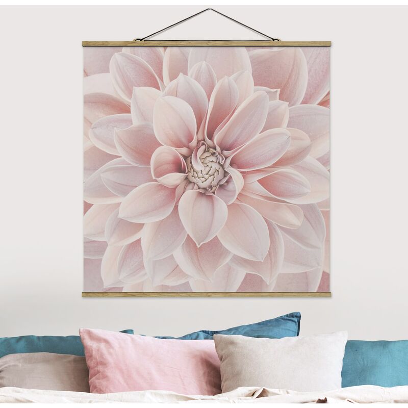 

Imagen de tela - Dahlia In Powder Pink - Cuadrado 1:1 Dimensión LxA: 35cm x 35cm