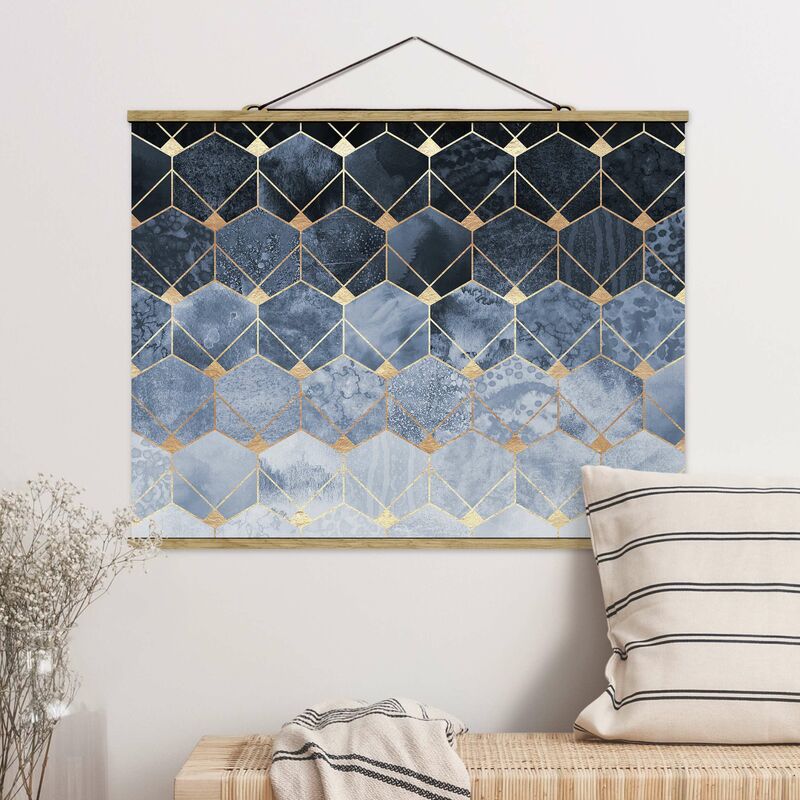 

Imagen de tela - Elisabeth Fredriksson - Blue Geometry Golden Art Deco - Apaisado 3:4 Dimensión LxA: 26cm x 35cm