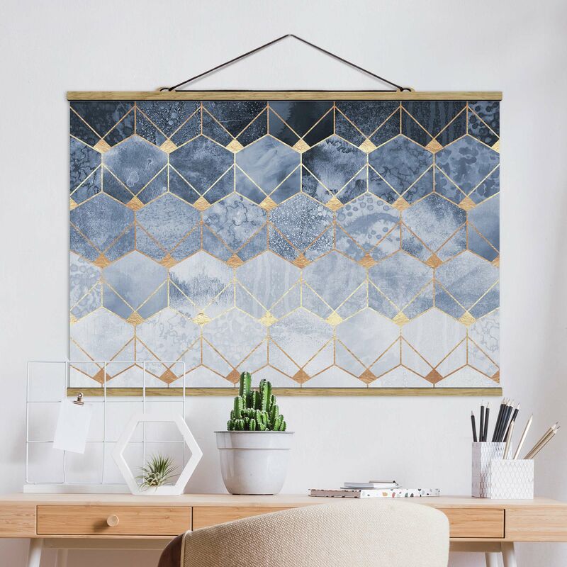 

Imagen de tela - Elisabeth Fredriksson - Blue Geometry Golden Art Deco - Apaisado 2:3 Dimensión LxA: 66.5cm x 100cm