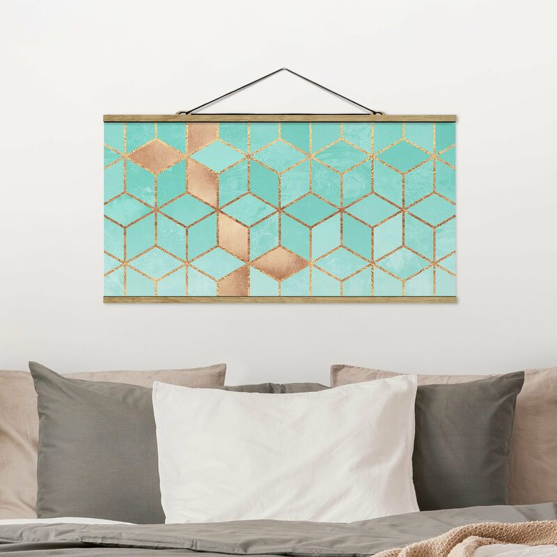 

Imagen de tela - Elisabeth Fredriksson - Turquoise White Golden Geometry - Apaisado 1:2 Dimensión LxA: 25cm x 50cm