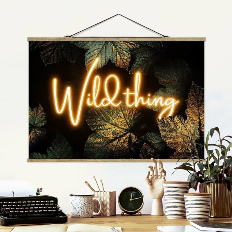 

Imagen de tela - Elisabeth Fredriksson - Wild Thing Golden Leaves - Apaisado 2:3 Dimensión LxA: 66.5cm x 100cm