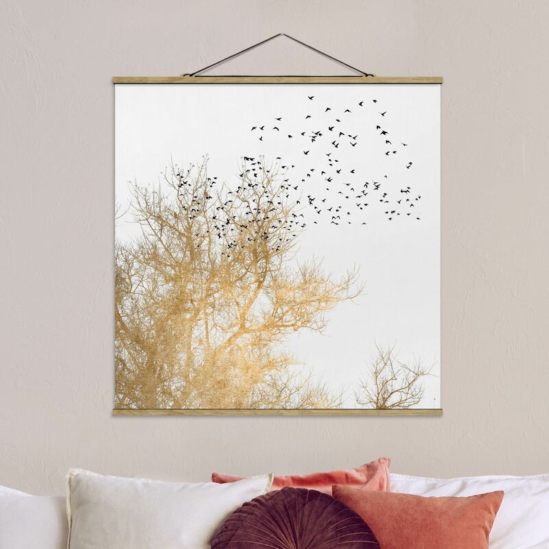 

Imagen de tela - Flock Of Birds In Front Of Golden Tree - Cuadrado 1:1 Dimensión LxA: 50cm x 50cm