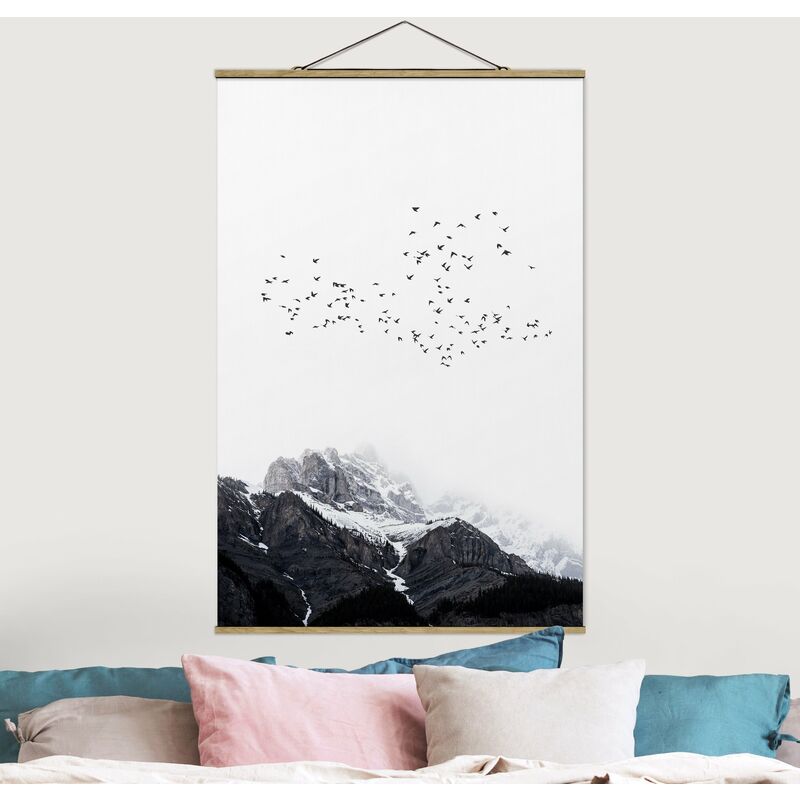 

Imagen de tela - Flock Of Birds In Front Of Mountains Black And White - Alto 3:2 Dimensión LxA: 52.5cm x 35cm