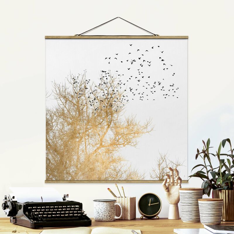 

Imagen de tela - Flock Of Birds In Front Of Golden Tree - Cuadrado 1:1 Dimensión LxA: 100cm x 100cm