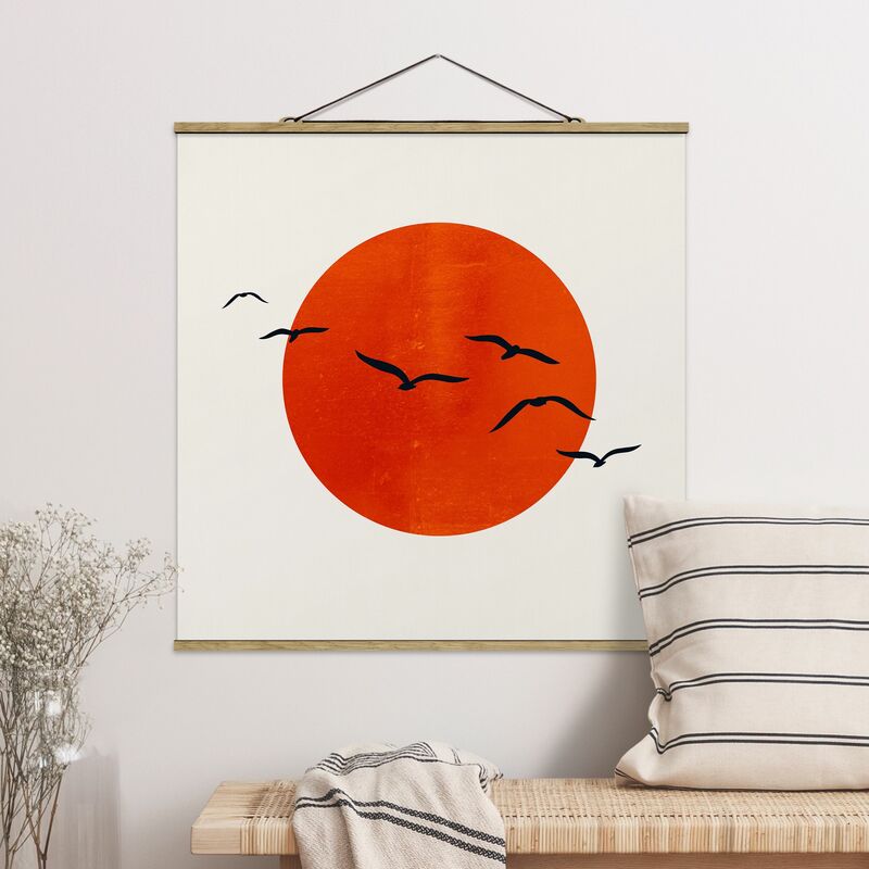 

Imagen de tela - Flock Of Birds In Front Of Red Sun I - Cuadrado 1:1 Dimensión LxA: 50cm x 50cm