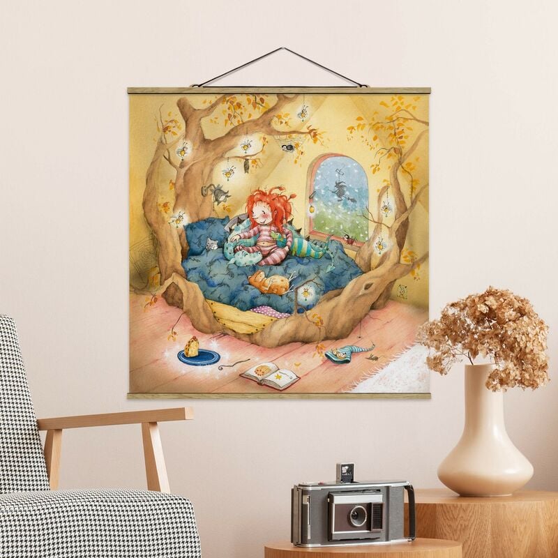 

Imagen de tela - Frida Cuddles With Her Friends - Cuadrado 1:1 Dimensión LxA: 80cm x 80cm
