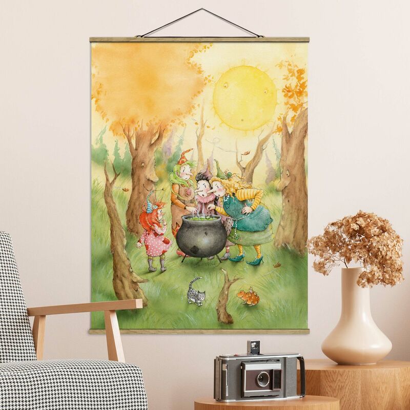 

Imagen de tela - Frida At The Witches Meeting - Alto 4:3 Dimensión LxA: 66.4cm x 50cm