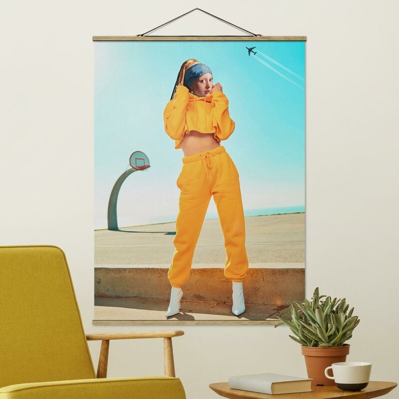

Imagen de tela - Girl With Sweatpants - Alto 4:3 Dimensión LxA: 133.5cm x 100cm